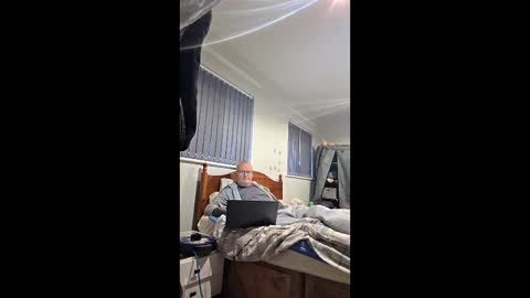 Snapshot of friendlydave528793 chatting on 12/16/25, 08:08 friendlydave528793 online show from 12/16/25, 08:08