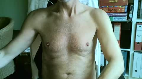 Snapshot of frisco69 chatting on 06/12/26, 03:44 frisco69 online show from 06/12/26, 03:44