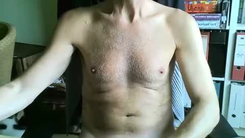 Snapshot of frisco69 chatting on 06/23/26, 04:05 frisco69 online show from 06/23/26, 04:05