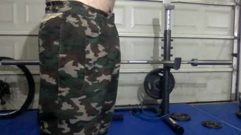 Snapshot of frog69man chatting on 10/24/25, 01:07 Watch me cum online show from 10/24/25, 01:07
