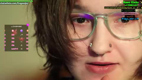 Snapshot of frogessjay chatting on 02/19/26, 06:37 Jaywise Frogfoot online show from 02/19/26, 06:37