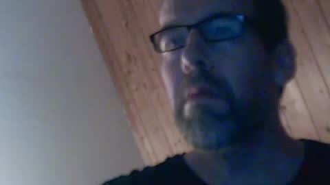 fromgermanywithlove1 online show from 10/23/25, 01:05