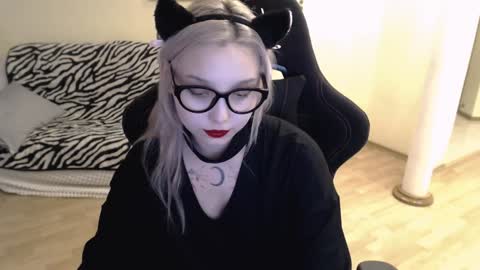 Lilith online show from 12/05/24, 10:23