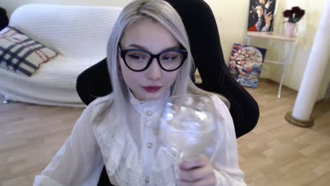 Lilith online show from 02/06/25, 06:29