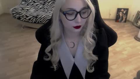 Lilith online show from 10/29/25, 11:23