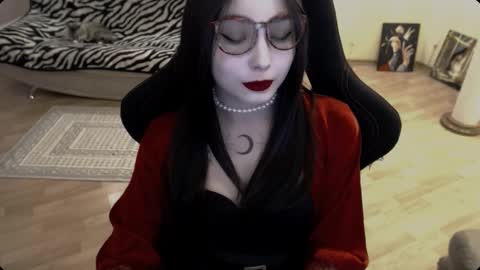 Lilith online show from 12/01/25, 11:37