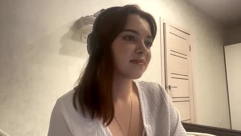Emily online show from 09/15/25, 04:29