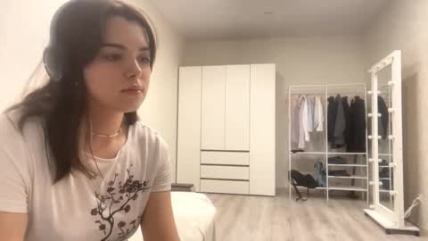 Emily online show from 10/02/25, 03:41