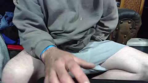 frostydhoman1221 online show from 05/08/26, 04:51