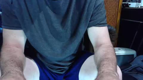frostydhoman1221 online show from 05/12/26, 04:31