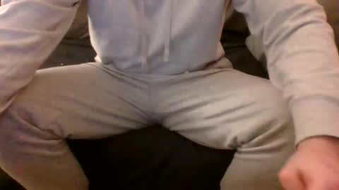 Snapshot of frowx chatting on 02/15/26, 11:45 Frowxy online show from 02/15/26, 11:45