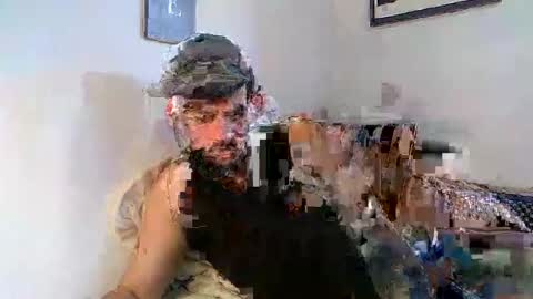 Snapshot of froxd chatting on 03/25/26, 08:04 Adn online show from 03/25/26, 08:04