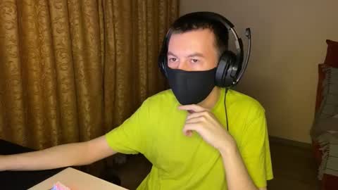 Snapshot of froztai chatting on 12/03/25, 03:43 froztai online show from 12/03/25, 03:43