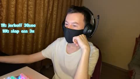 Snapshot of froztai chatting on 12/13/25, 07:53 froztai online show from 12/13/25, 07:53