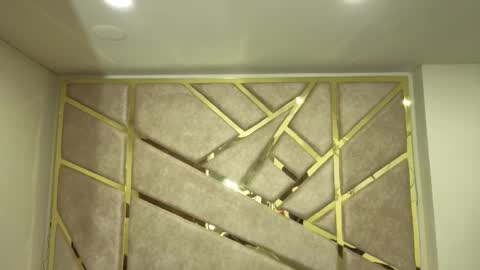 Frreya  online show from 11/17/25, 03:01