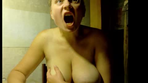 Snapshot of frumcake chatting on 09/27/25, 12:59 FrumCake online show from 09/27/25, 12:59