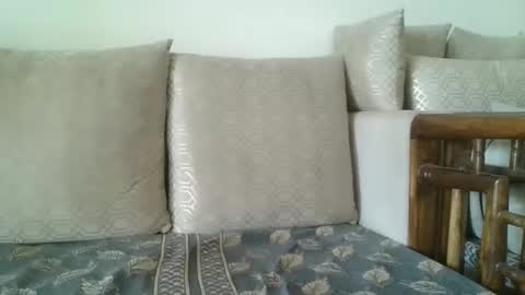 Snapshot of fruti_loops chatting on 02/20/26, 06:26 fruti loops Bull online show from 02/20/26, 06:26