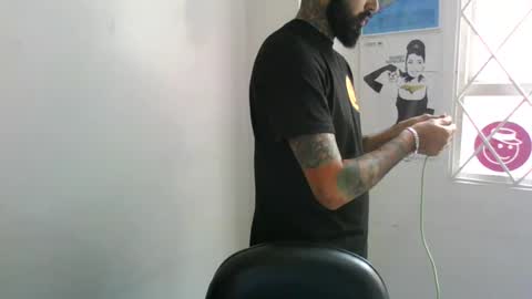 Snapshot of ftmen chatting on 06/22/26, 05:10 Jestevan online show from 06/22/26, 05:10