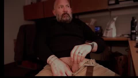 Snapshot of fuckadilf chatting on 01/23/25, 06:35 fuckadilf online show from 01/23/25, 06:35