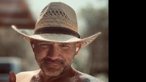 Snapshot of fuckadilf chatting on 02/06/25, 08:23 fuckadilf online show from 02/06/25, 08:23