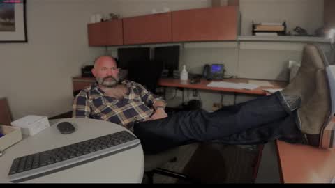 Snapshot of fuckadilf chatting on 02/19/25, 03:49 fuckadilf online show from 02/19/25, 03:49