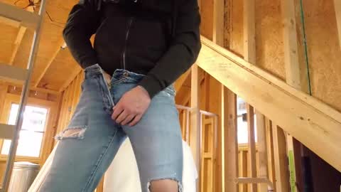 Snapshot of fuckadilf chatting on 11/01/25, 12:29 fuckadilf online show from 11/01/25, 12:29