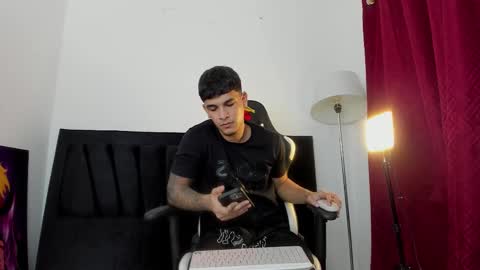 Snapshot of fuckboyca chatting on 10/09/25, 03:59 fuckboyca online show from 10/09/25, 03:59