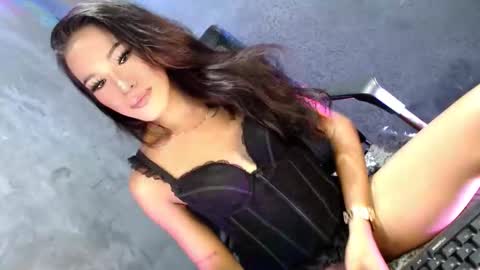 sweetyJENNY online show from 11/14/25, 11:02