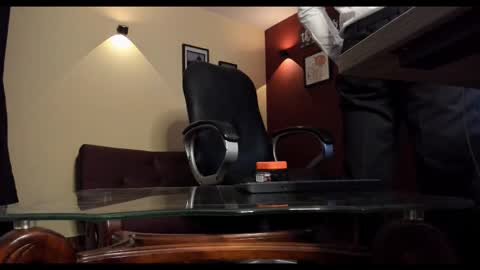 SERGIO THE SEX LAWYER online show from 11/10/25, 07:57