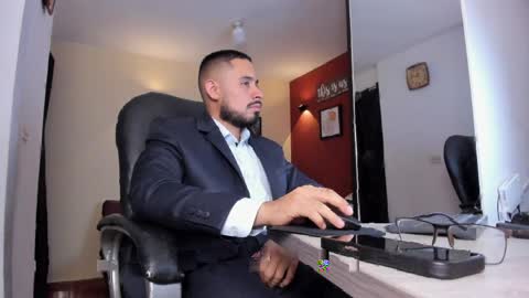 SERGIO THE SEX LAWYER online show from 04/10/26, 04:39