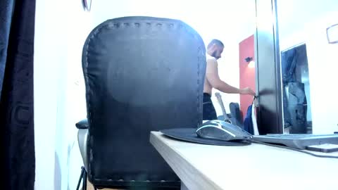 SERGIO THE SEX LAWYER online show from 05/05/26, 05:15