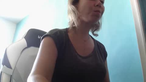 Snapshot of fuckhard4you chatting on 09/20/25, 09:32 La online show from 09/20/25, 09:32