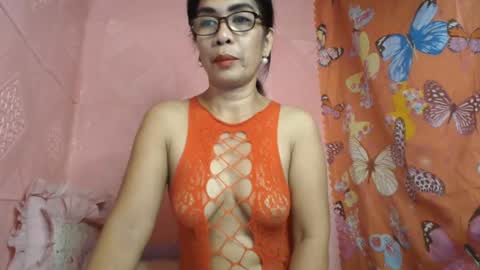 Snapshot of fuckinghairy49 chatting on 12/13/24, 06:21 mariposa online show from 12/13/24, 06:21