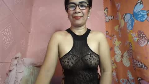 Snapshot of fuckinghairy49 chatting on 01/23/25, 06:49 mariposa online show from 01/23/25, 06:49