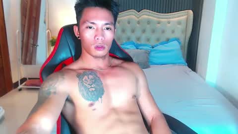 Snapshot of fuckinghot201 chatting on 01/18/25, 10:17 jason online show from 01/18/25, 10:17