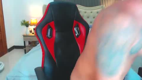 Snapshot of fuckinghot201 chatting on 02/07/25, 09:26 jason online show from 02/07/25, 09:26