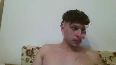 Snapshot of fuckmales21 chatting on 09/22/25, 12:18 fuckmales21 online show from 09/22/25, 12:18