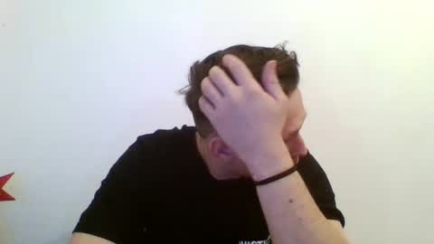 Snapshot of fuckmales21 chatting on 12/20/25, 06:15 fuckmales21 online show from 12/20/25, 06:15