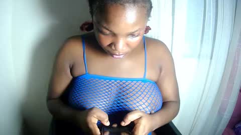 Snapshot of fuckmehot4 chatting on 11/13/25, 09:36 fuckmehot4 online show from 11/13/25, 09:36