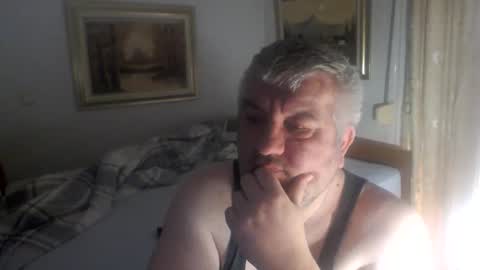Snapshot of fukingcrazy chatting on 04/25/26, 03:53 fukingcrazy online show from 04/25/26, 03:53