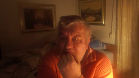 Snapshot of fukingcrazy chatting on 05/04/26, 06:04 fukingcrazy online show from 05/04/26, 06:04