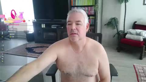 Snapshot of fullastars chatting on 01/12/26, 02:00 fullastars online show from 01/12/26, 02:00