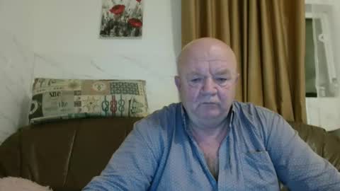 fullballs6 online show from 01/11/26, 03:11