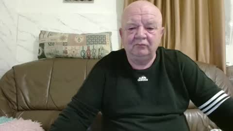 fullballs6 online show from 03/18/26, 02:47