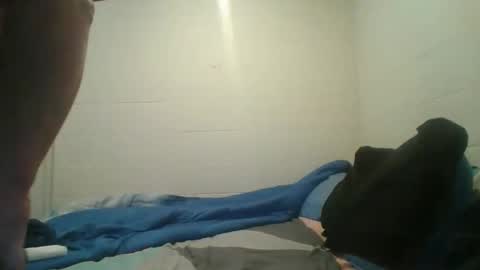 Snapshot of fullofcum0 chatting on 12/20/25, 09:00 fullofcum0 online show from 12/20/25, 09:00