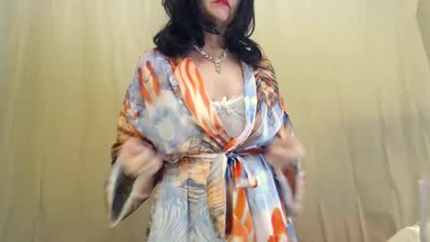 Snapshot of fun4tips chatting on 02/16/25, 09:59 Fun4Tips online show from 02/16/25, 09:59