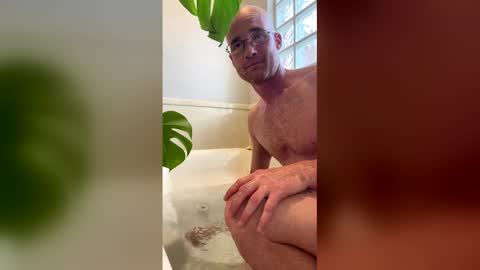 Snapshot of funbuttguy chatting on 03/27/26, 10:31 funbuttguy online show from 03/27/26, 10:31