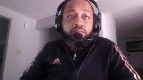 Snapshot of fundreams100 chatting on 10/01/25, 04:46 FunDreams online show from 10/01/25, 04:46