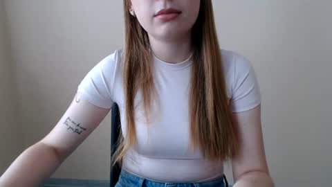 Emma online show from 06/18/26, 08:03