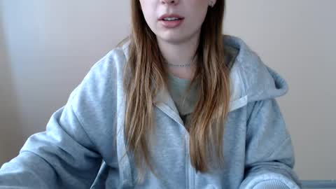Emma online show from 07/11/26, 07:11
